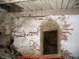 Painted brick wall collapsing Sheffiled Stable NY (C) Daniel Friedman